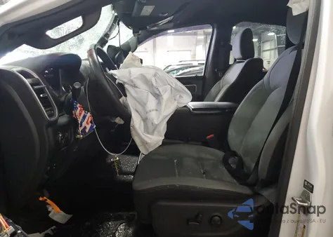 2022 Ram 1500 Big Horn/Lone Star z USA, uszkodzony, nr VIN 1C6SRFBT2NN156213